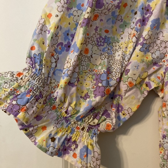 Levi Floral Smocked Dress Medium Brand New - Picture 11 of 12